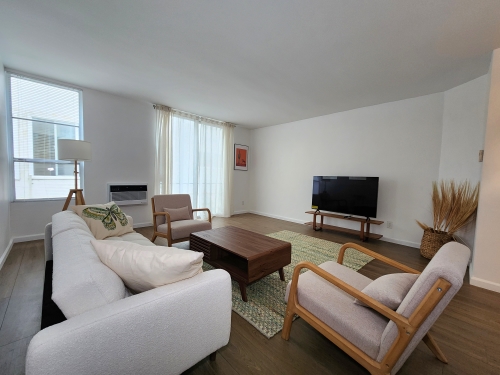 Santa Monica  Apartments