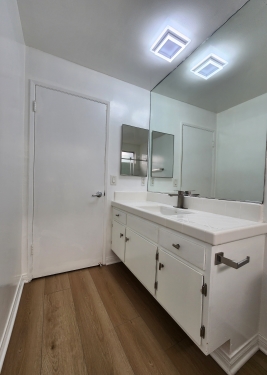 Apartment in Los Angeles