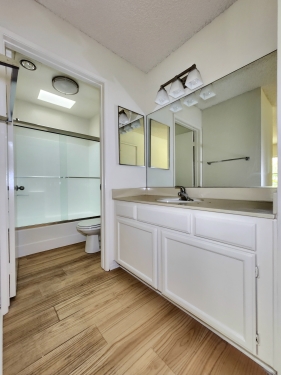 Apartment in Los Angeles