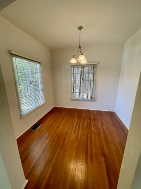 Apartment in Beverly Hills