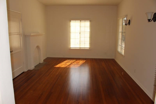 Apartment in Beverly Hills