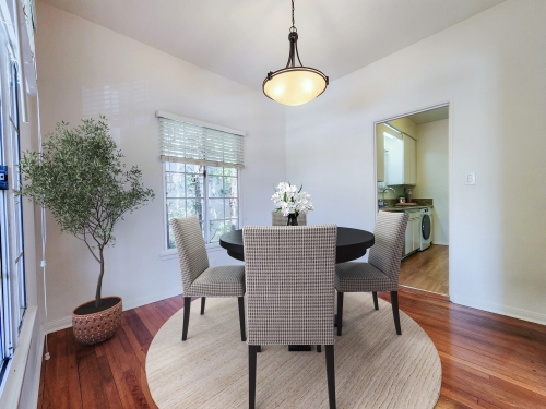 Apartment in Beverly Hills