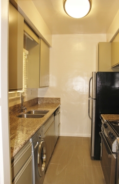 Apartment in Beverly Hills