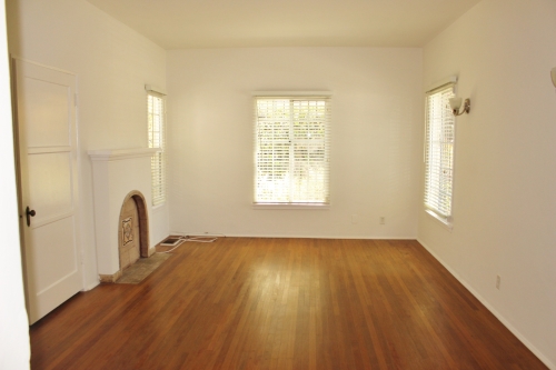 Apartment in Beverly Hills