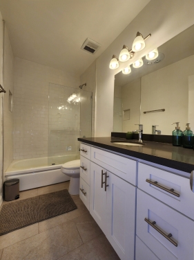Apartment in Santa Monica