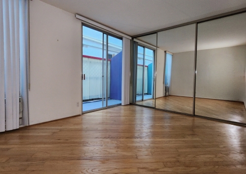 Apartment in Santa Monica