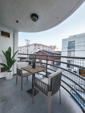 Apartment in Santa Monica