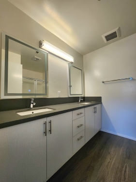 Apartment in Santa Monica