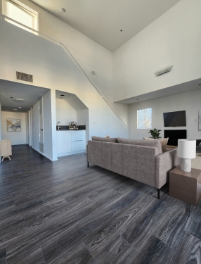 Apartment in Santa Monica