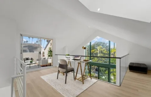 Apartment in Santa Monica