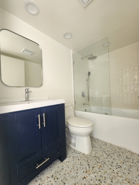 Apartment in Santa Monica
