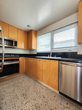 Apartment in Santa Monica