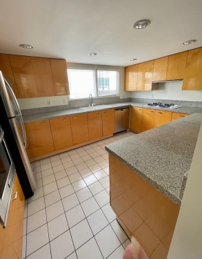 Apartment in Santa Monica